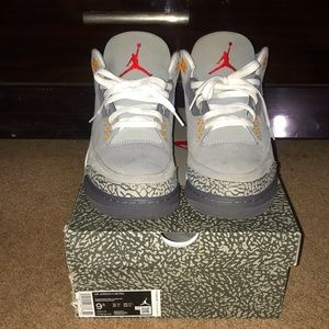 Air Jordan retro 3’s, size 9.5